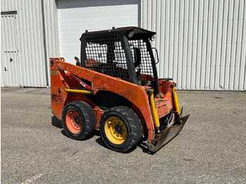Mini încărcător KOMATSU SK714