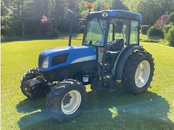 Tractor agricol NEW HOLLAND T4000
