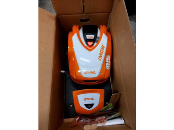 Maşină de tuns iarba STIHL
