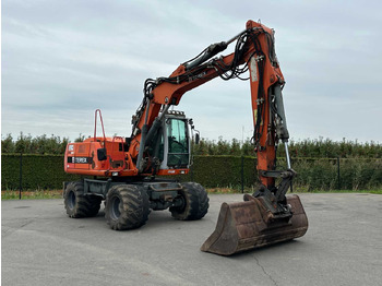Excavator pe roţi TEREX