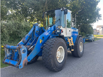 Încărcător frontal pe pneuri VOLVO L70C