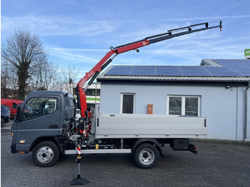 Camion cu macara FUSO