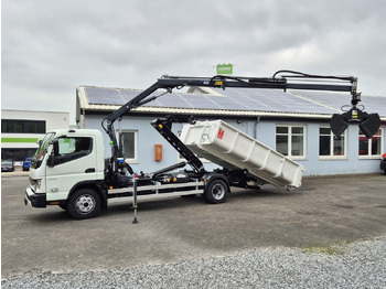 Camion cu cârlig FUSO