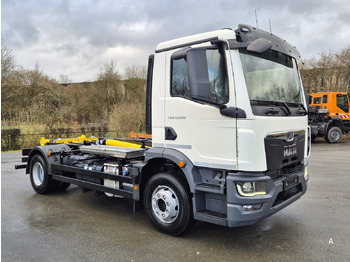 Camion cu cârlig nou MAN TGM 15.290 BL Abrollkipper PowerMatic Standheiz.: Foto 2
