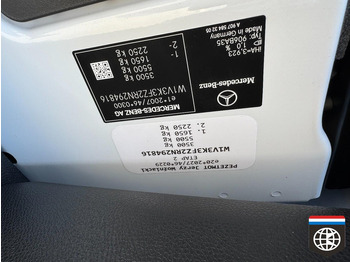 Autoutilitară box Mercedes-Benz Sprinter Laadbak verwarming - IDEAAL VOOR TRANSPORT VAN BLOEMEN IN DOZEN en/ of KRATTEN: Foto 2 Autoutilitară box Mercedes-Benz Sprinter Laadbak verwarming - IDEAAL VOOR TRANSPORT VAN BLOEMEN IN DOZEN en/ of KRATTEN: Foto 2