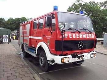 Autospeciala de stins incendii Mercedes-Benz 1019 AF 36: Foto 1