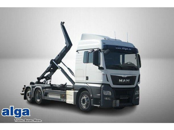 Camion cu cârlig MAN TGX 26.400