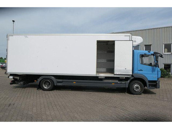 Camion frigider Mercedes-Benz 1323 L Atego, Thermo King T-800R, LBW, Trennwand: Foto 3 Camion frigider Mercedes-Benz 1323 L Atego, Thermo King T-800R, LBW, Trennwand: Foto 3