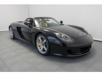 Automobil PORSCHE