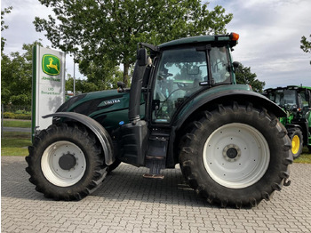 Tractor agricol VALTRA T174