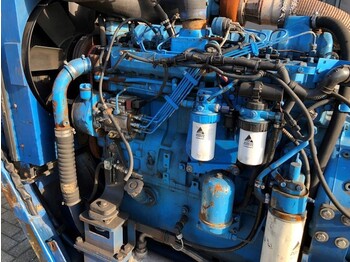Motor Sisu Valmet Diesel 74.234 ETA 181 HP diesel enine with ZF gearbox: Foto 3