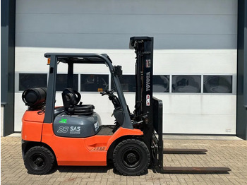 Stivuitor GPL TOYOTA