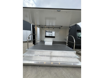 Autorulota comerciala RENAULT Master