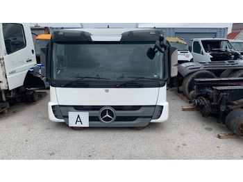 Cabină și interior