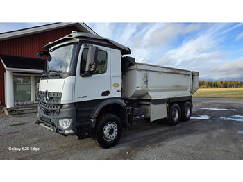 Camion basculantă Mercedes-Benz 3558 6x4 2022 ONLY 113 tkm: Foto 2 Camion basculantă Mercedes-Benz 3558 6x4 2022 ONLY 113 tkm: Foto 2