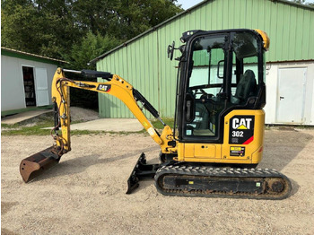 Mini excavator CATERPILLAR 302