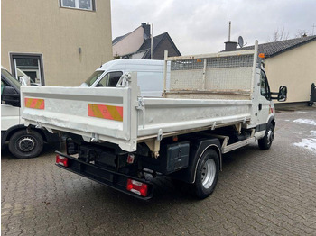 Leasing de Iveco 70C17 3 way tipper Iveco 70C17 3 way tipper: Foto 4 Leasing de Iveco 70C17 3 way tipper Iveco 70C17 3 way tipper: Foto 4