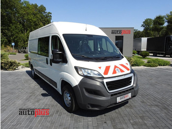 Microbuz PEUGEOT