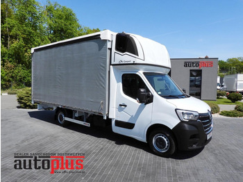 Autoutilitară cu prelată RENAULT Master