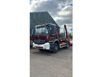 Camion container de gunoi MERCEDES-BENZ Arocs