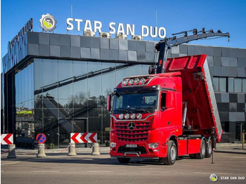 Camion cu macara MERCEDES-BENZ Arocs