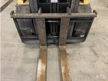 Stivuitor diesel CAT DP30N truck: Foto 3