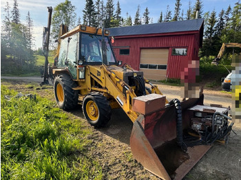 Buldoexcavator JCB