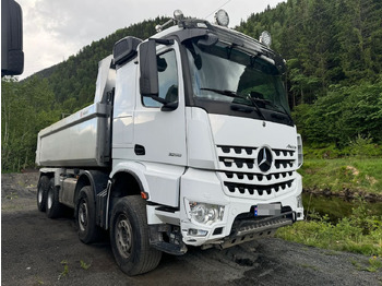 Camion basculantă MERCEDES-BENZ Arocs 3258