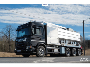 Maşină pentru vidanjări SCANIA G 500
