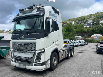 Cap tractor VOLVO FH