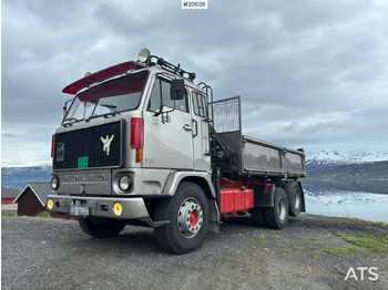 Camion platformă VOLVO F89