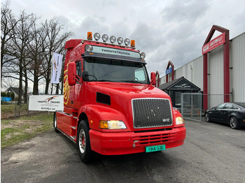 Cap tractor VOLVO NL