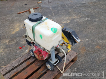 Maşină de asfaltat LISSMAC