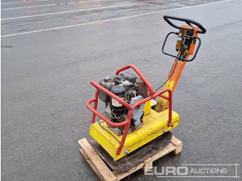 Maşină de asfaltat DYNAPAC