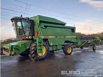 Combină de recoltat cereale JOHN DEERE 2064