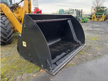 Încarcator frontal pentru tractor BRESSEL UND LADE