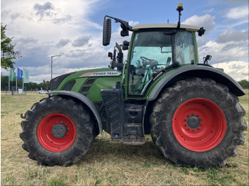 Tractor agricol FENDT 724 Vario