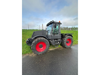 Tractor agricol JCB