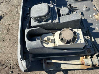 Caroserie și exterior pentru Camion MAN STEEL BUMPER CORNER 81.41610-5507: Foto 2 Caroserie și exterior pentru Camion MAN STEEL BUMPER CORNER 81.41610-5507: Foto 2