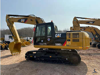 Excavator pe şenile CATERPILLAR 320D2