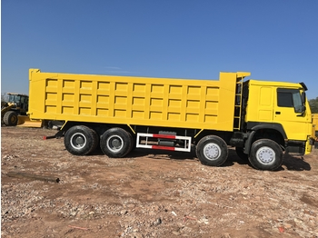 Camion basculantă SINOTRUK HOWO