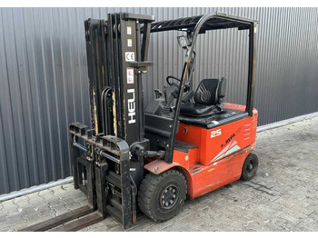 Electrostivuitor HELI