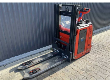 Transpalet la mare înălţime LINDE