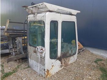 Cabină LIEBHERR