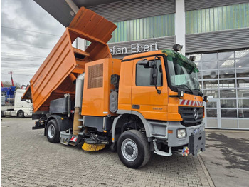 Măturătoare stradală Mercedes-Benz Actros 2032 A 4x4 Bucher STKF 9500 Airport 30x: Foto 2