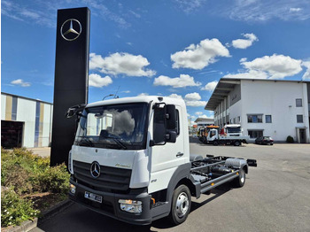 Camion şasiu MERCEDES-BENZ Atego 818