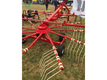 Maşină de întors fânul