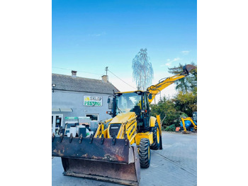 Buldoexcavator Komatsu WB93R: Foto 4