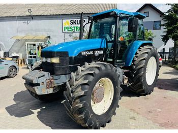 Tractor agricol NEW HOLLAND 8360
