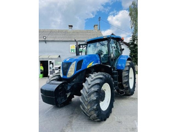 Tractor agricol NEW HOLLAND T7000